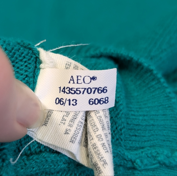 AEO Green Mesh Back Pullover Long Sleeve Cotton Sweater Vintage (NOT Teal) - Picture 6 of 11